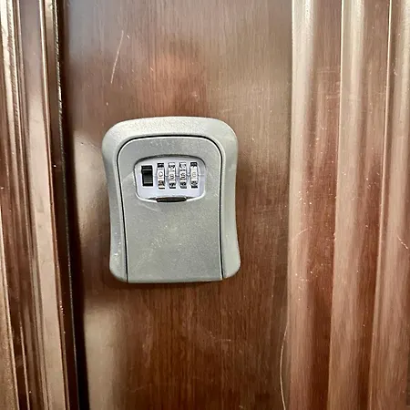 City Center Apartment *